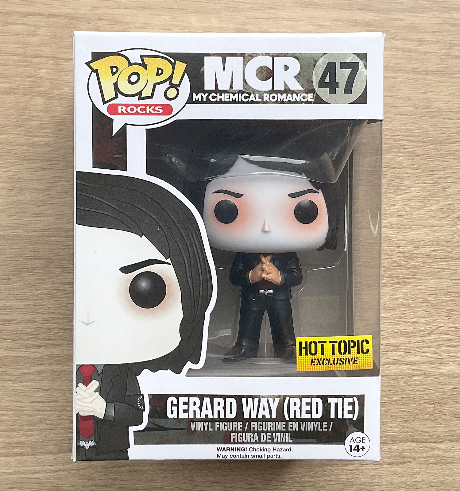 Cravatta Funko Pop Rocks My Chemical Romance Gerard Way rossa #47 (piega) + protezione