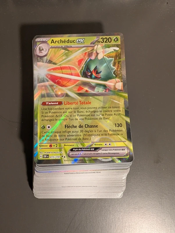 Lot de 50 cartes Pokémon françaises (dont 11 brillantes) +une carte Ex - Archéduc Ex